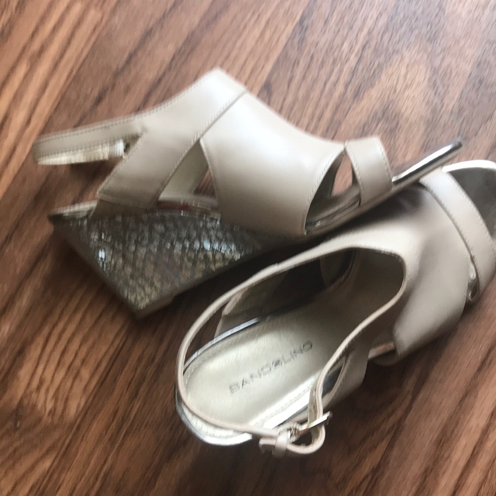 Bandolino wedges